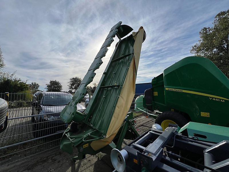 Krone EasyCut R360 - جزازة: صور 3 Krone EasyCut R360 - جزازة: صور 3