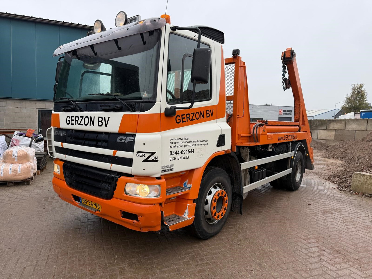 DAF CF 75.310 - شاحنات قابلة للفك شاحنة: صور 1 DAF CF 75.310 - شاحنات قابلة للفك شاحنة: صور 1