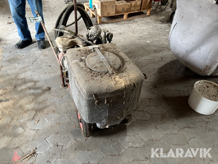 Sprøjte med Honda motor - الآلات والماكينات الزراعية: صور 2 Sprøjte med Honda motor - الآلات والماكينات الزراعية: صور 2