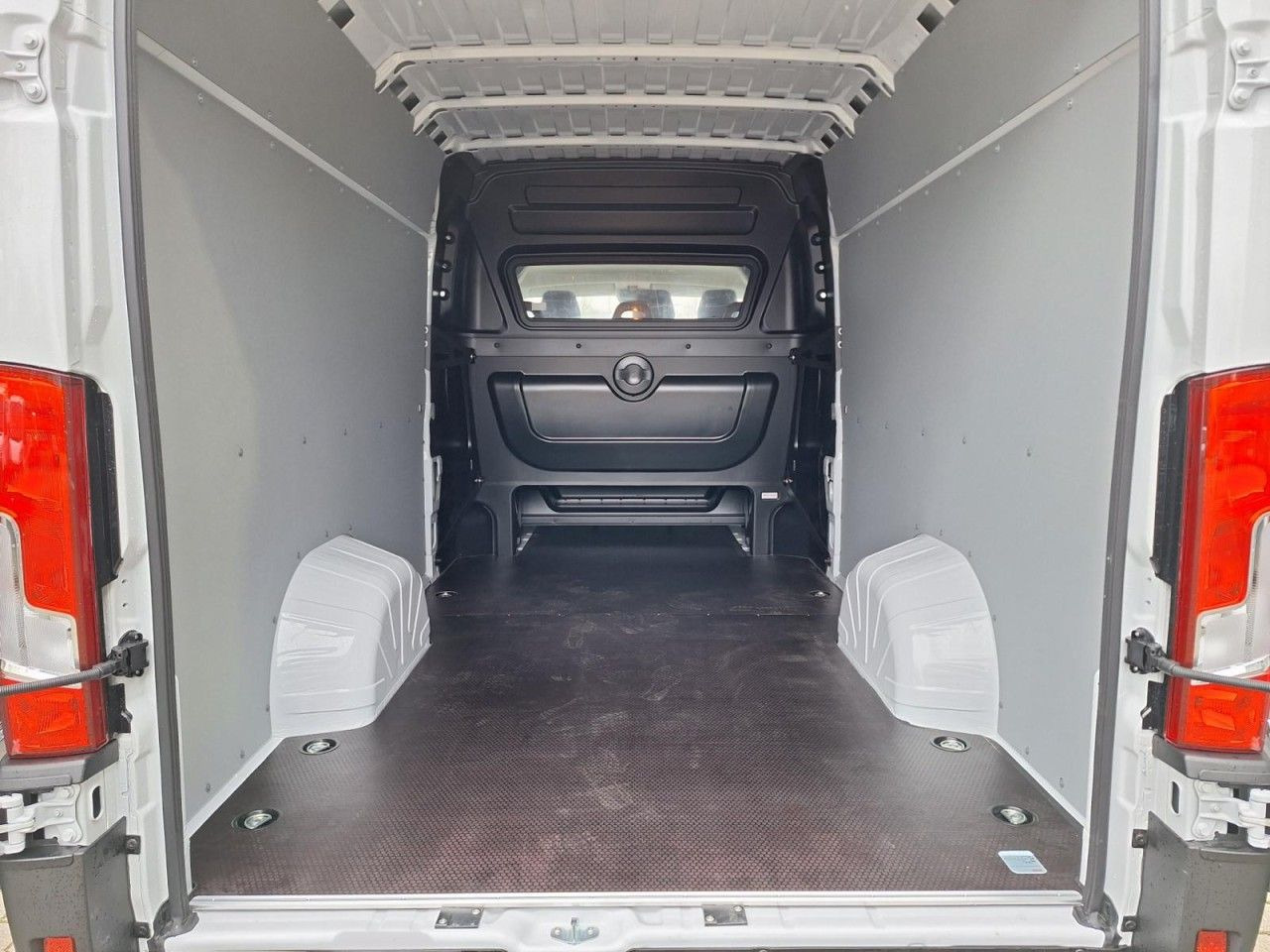 فان, الشاحنات الصغيرة كابينة مزدوجة Fiat Ducato / baugl. Movano Kasten Doka mixto L4H2: صور 17