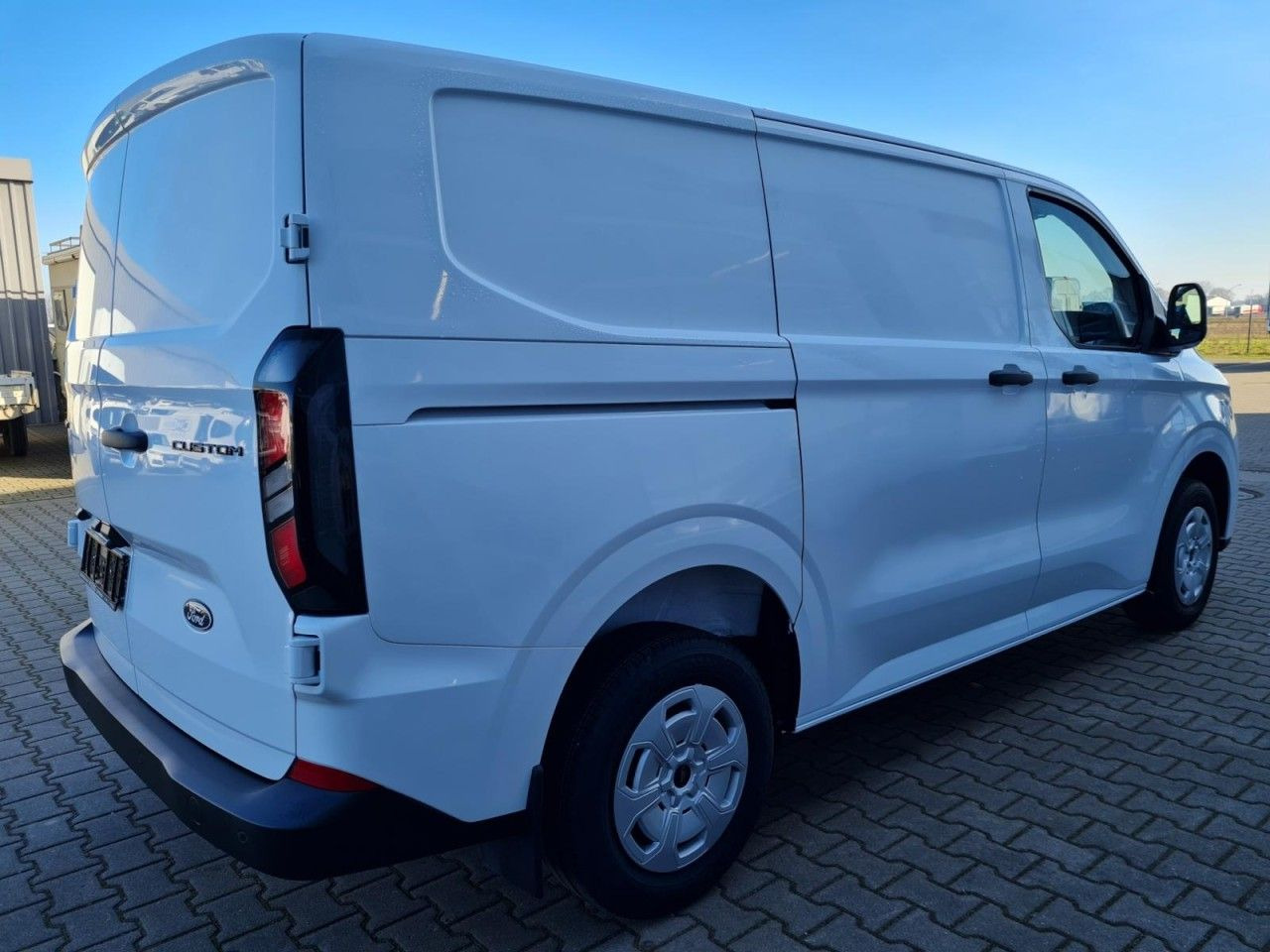Ford Custom Kasten L1 Trend KLIMA KAMERA PDC TEMPOMAT - فان المدمجة: صور 4 Ford Custom Kasten L1 Trend KLIMA KAMERA PDC TEMPOMAT - فان المدمجة: صور 4