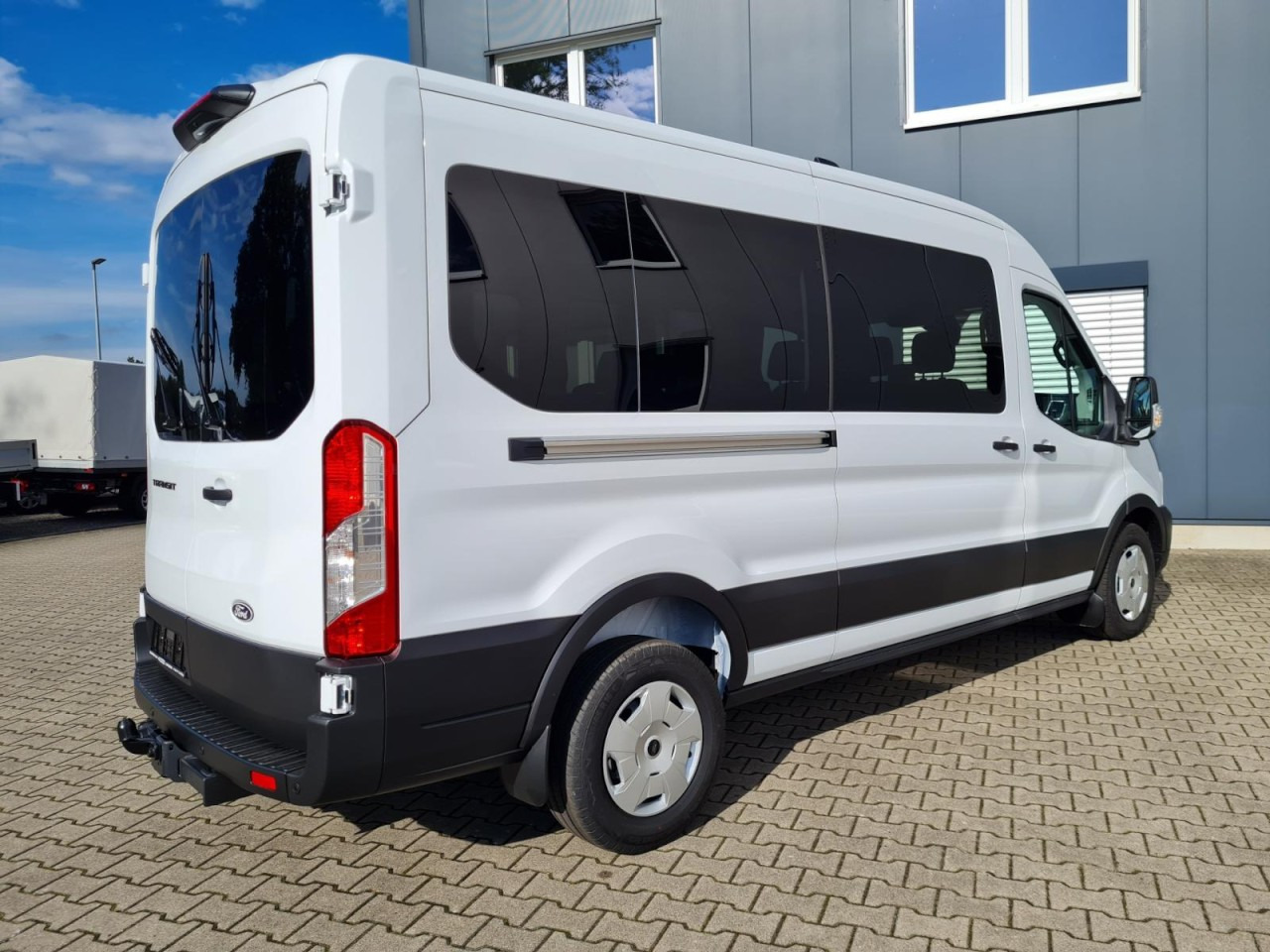 Ford Transit 350 Kombi 9 Sitze L3 AG Trend AHK KAMERA - صغيرة, ميكروباص: صور 4 Ford Transit 350 Kombi 9 Sitze L3 AG Trend AHK KAMERA - صغيرة, ميكروباص: صور 4