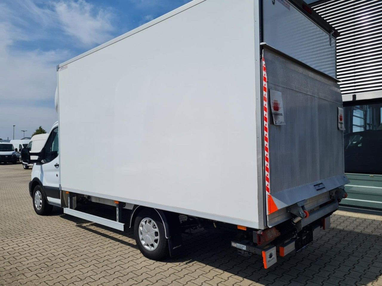 Ford Transit 350 Möbel Koffer LBW Trend AG KLIMA TEMP - الشاحنات الصغيرة صندوق مغلق: صور 5 Ford Transit 350 Möbel Koffer LBW Trend AG KLIMA TEMP - الشاحنات الصغيرة صندوق مغلق: صور 5