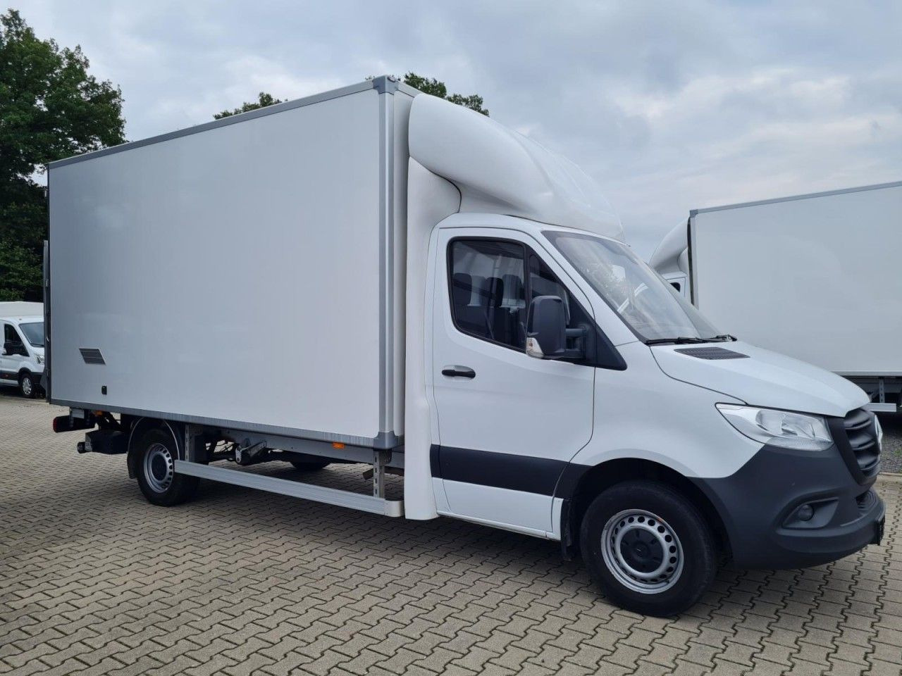 Mercedes-Benz Sprinter 315 CDI Koffer LBW RWD KLIMA TEMPOMAT - الشاحنات الصغيرة صندوق مغلق: صور 3 Mercedes-Benz Sprinter 315 CDI Koffer LBW RWD KLIMA TEMPOMAT - الشاحنات الصغيرة صندوق مغلق: صور 3