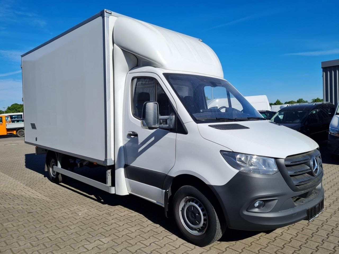 Mercedes-Benz Sprinter 315 Möbel Koffer RWD KLIMA KOMFORT TEMP - الشاحنات الصغيرة صندوق مغلق: صور 3 Mercedes-Benz Sprinter 315 Möbel Koffer RWD KLIMA KOMFORT TEMP - الشاحنات الصغيرة صندوق مغلق: صور 3