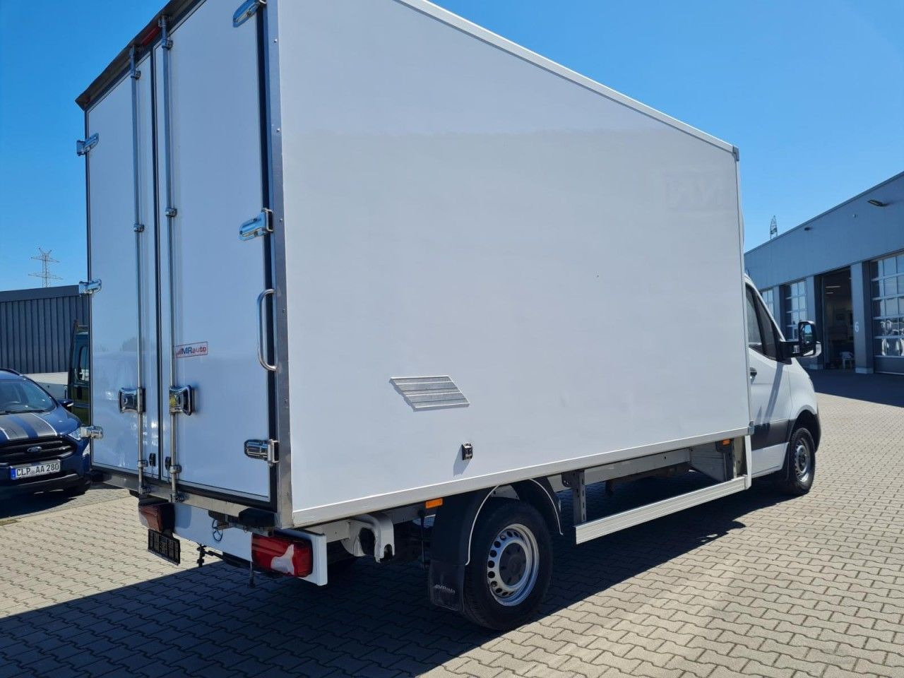 Mercedes-Benz Sprinter 315 Möbel Koffer RWD KLIMA KOMFORT TEMP - الشاحنات الصغيرة صندوق مغلق: صور 4 Mercedes-Benz Sprinter 315 Möbel Koffer RWD KLIMA KOMFORT TEMP - الشاحنات الصغيرة صندوق مغلق: صور 4