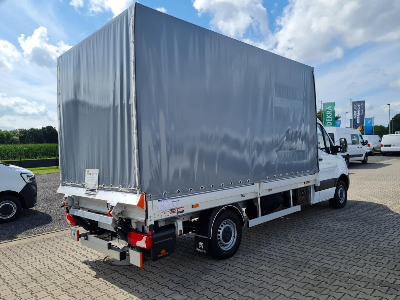 Mercedes-Benz Sprinter 315 RWD Pritsche Schiebe Plane LBW KLIMA TEMPOMAT - الشاحنات الصغيرة ستائر: صور 5 Mercedes-Benz Sprinter 315 RWD Pritsche Schiebe Plane LBW KLIMA TEMPOMAT - الشاحنات الصغيرة ستائر: صور 5