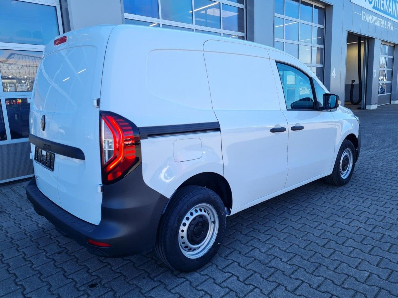 Renault Kangoo Van Start1.3 TCe 100 KLIMA TEMPOMAT - فان المدمجة: صور 5 Renault Kangoo Van Start1.3 TCe 100 KLIMA TEMPOMAT - فان المدمجة: صور 5