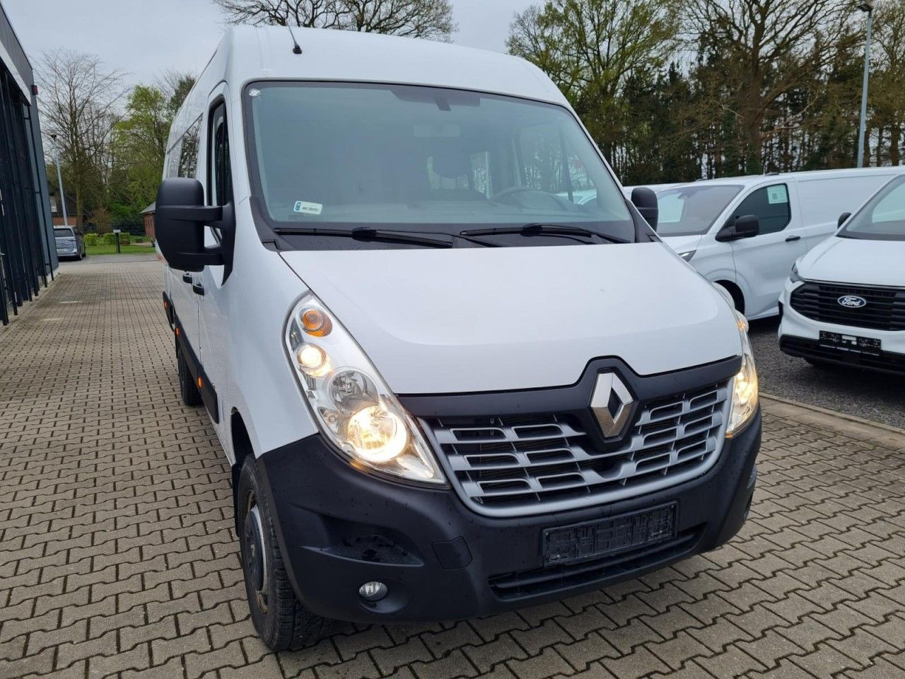 Renault Master 3,5t Kasten Doka dCi 130 L4H2 4x4 Allrad - فان, الشاحنات الصغيرة كابينة مزدوجة: صور 2 Renault Master 3,5t Kasten Doka dCi 130 L4H2 4x4 Allrad - فان, الشاحنات الصغيرة كابينة مزدوجة: صور 2
