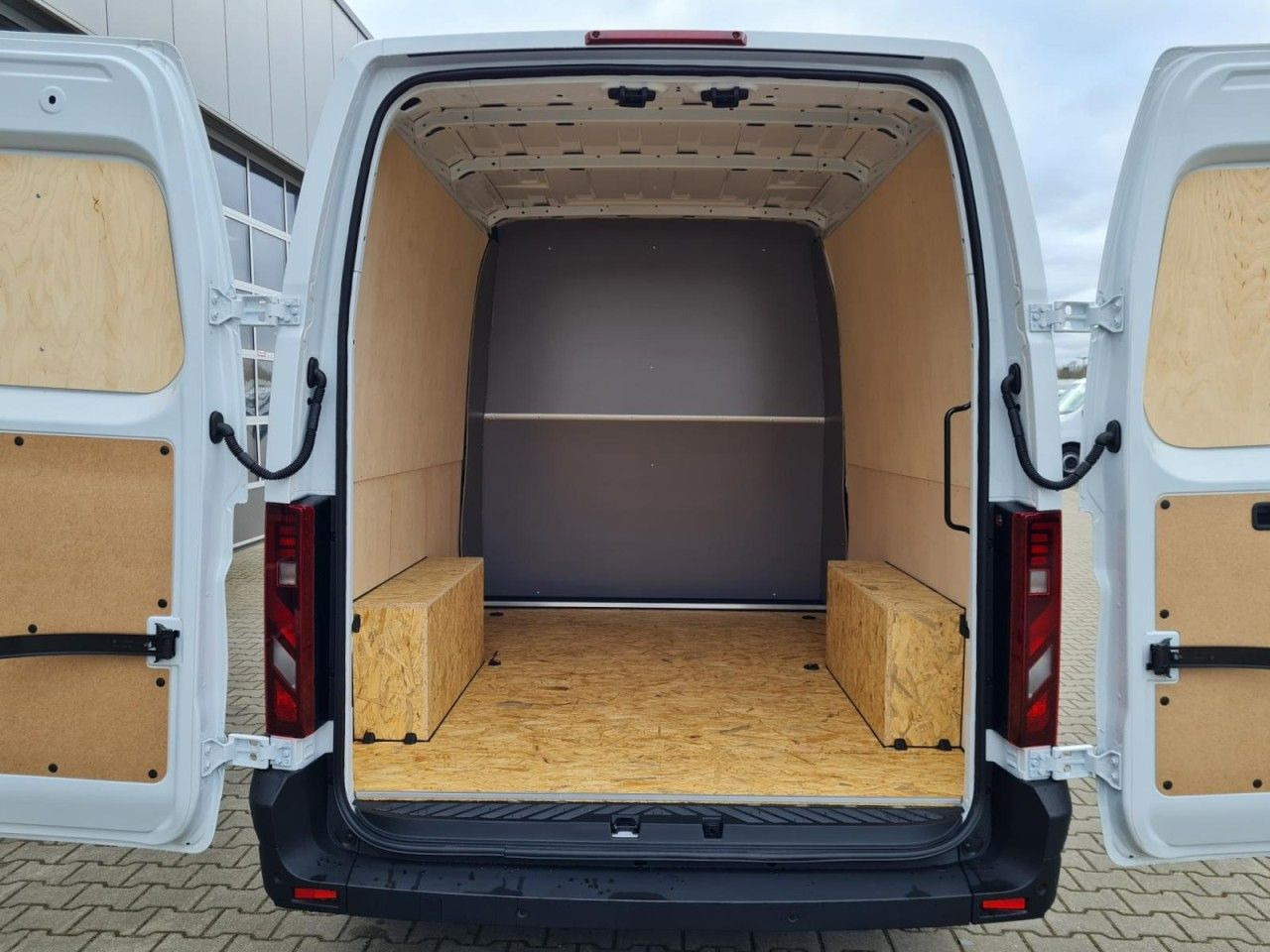 Renault Master 35 Kasten L3 Doka 7-Sitze KLIMA TEMPOMAT - فان, الشاحنات الصغيرة كابينة مزدوجة: صور 5 Renault Master 35 Kasten L3 Doka 7-Sitze KLIMA TEMPOMAT - فان, الشاحنات الصغيرة كابينة مزدوجة: صور 5