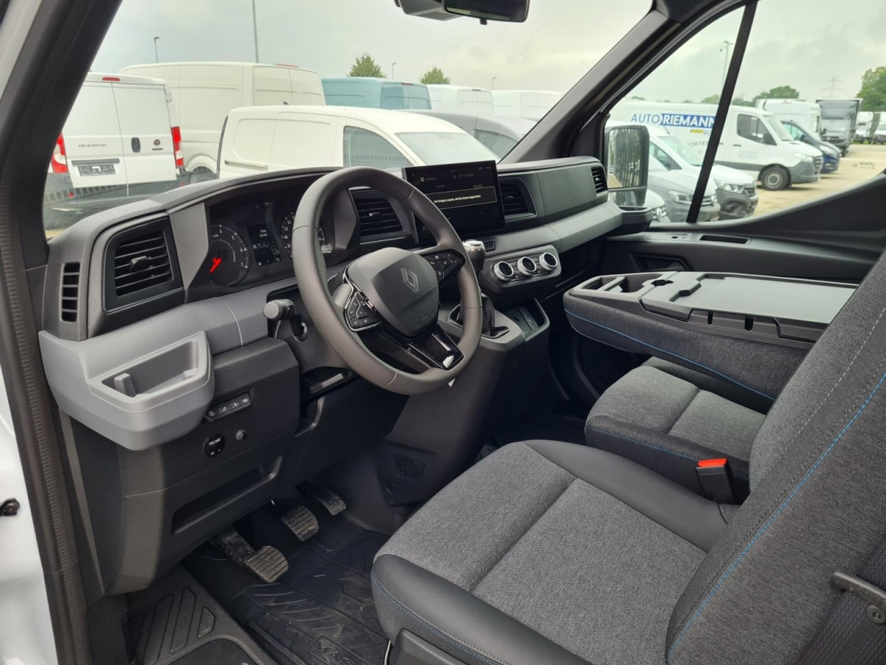 الشاحنات الصغيرة ستائر Renault Master 35 Pritsche Schiebe Plane Schlafkab 10 PAL LUFTFEDER: صور 7 الشاحنات الصغيرة ستائر Renault Master 35 Pritsche Schiebe Plane Schlafkab 10 PAL LUFTFEDER: صور 7