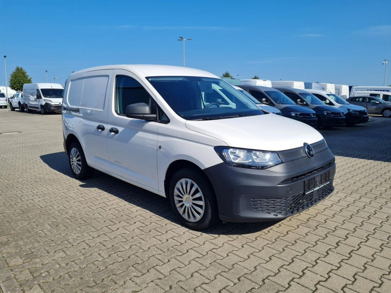 Volkswagen Caddy Kasten Cargo 2.0 TDI KLIMA KOMFORT PDC - فان المدمجة: صور 4 Volkswagen Caddy Kasten Cargo 2.0 TDI KLIMA KOMFORT PDC - فان المدمجة: صور 4
