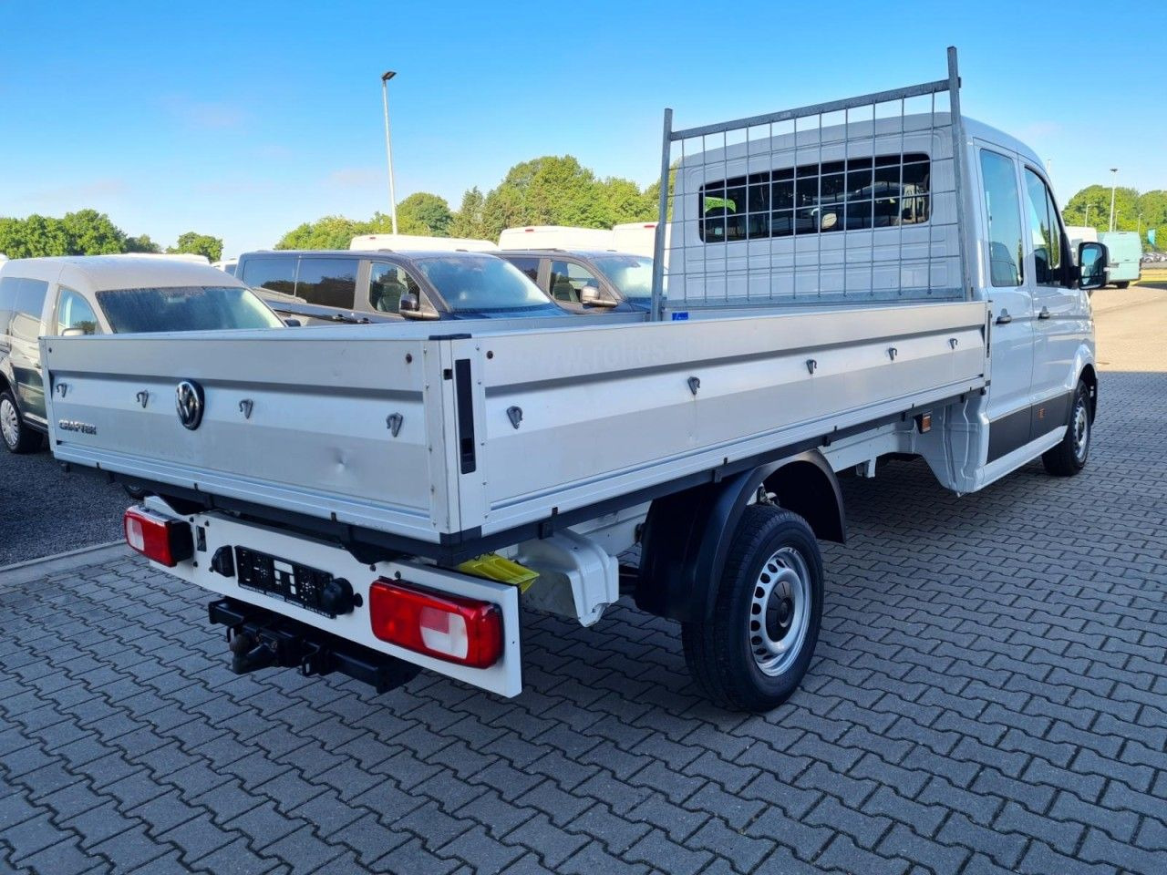 Volkswagen Crafter 35 Doka TDI lang AHK Klima - الشاحنات الصغيرة المسطحة, الشاحنات الصغيرة كابينة مزدوجة: صور 4 Volkswagen Crafter 35 Doka TDI lang AHK Klima - الشاحنات الصغيرة المسطحة, الشاحنات الصغيرة كابينة مزدوجة: صور 4