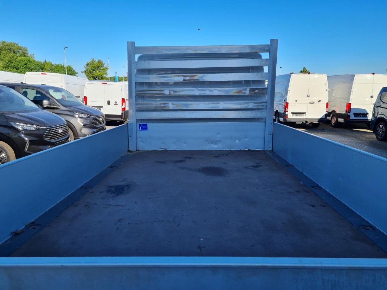 Volkswagen Crafter 35 Doka TDI lang AHK Klima - الشاحنات الصغيرة المسطحة, الشاحنات الصغيرة كابينة مزدوجة: صور 5 Volkswagen Crafter 35 Doka TDI lang AHK Klima - الشاحنات الصغيرة المسطحة, الشاحنات الصغيرة كابينة مزدوجة: صور 5