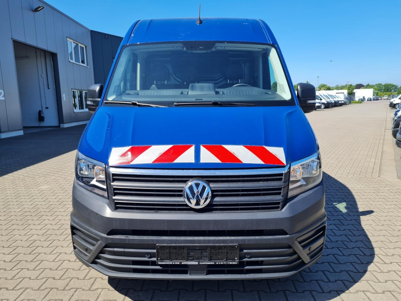 Volkswagen Crafter 35 Kasten MR L3H3 RWD AHK KAMERA NAVI TACHO - فان: صور 2 Volkswagen Crafter 35 Kasten MR L3H3 RWD AHK KAMERA NAVI TACHO - فان: صور 2