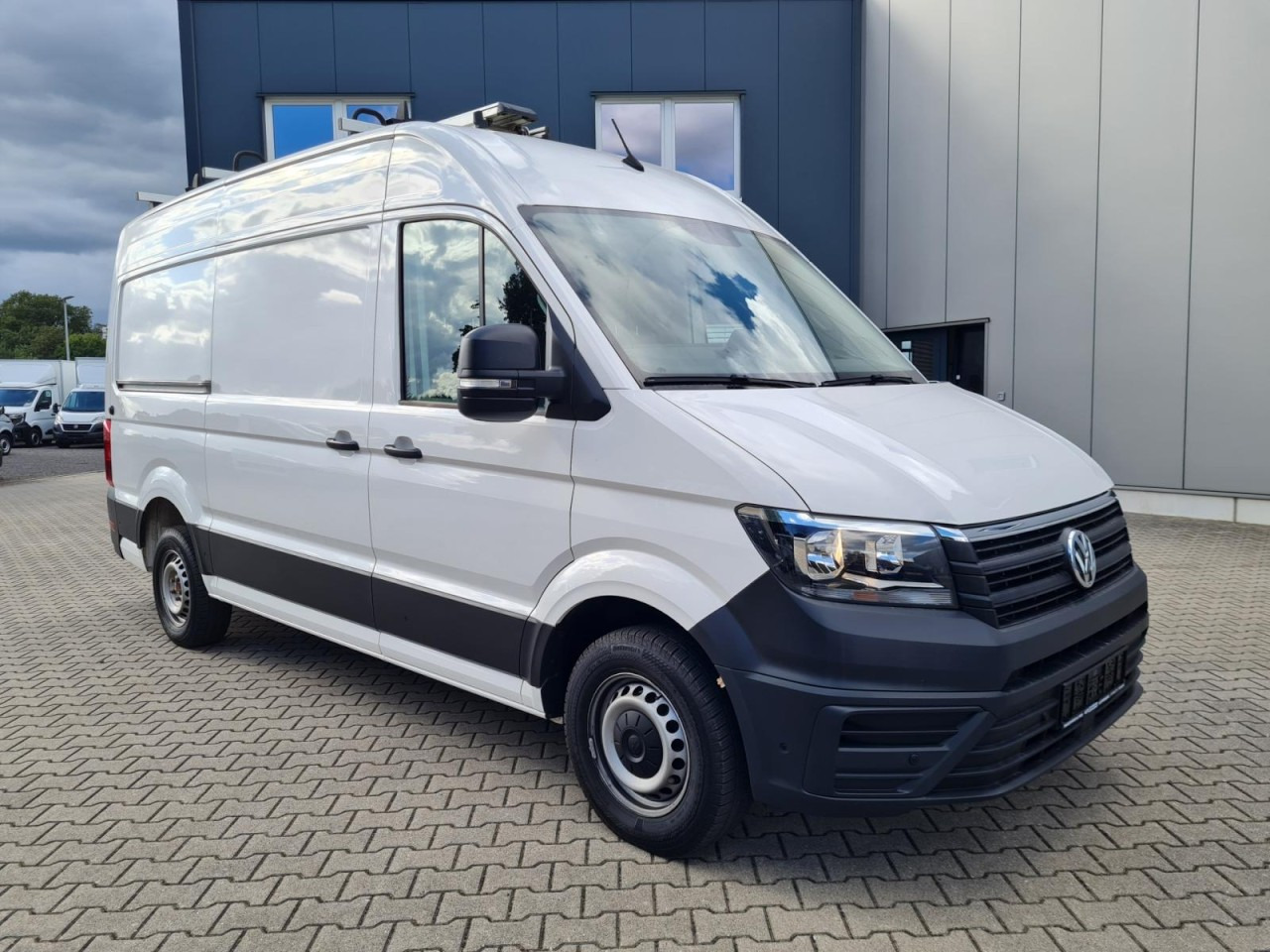 Volkswagen Crafter 35 Kasten TDI MR L3H3 NAVI TOUCH KAMERA - فان: صور 3 Volkswagen Crafter 35 Kasten TDI MR L3H3 NAVI TOUCH KAMERA - فان: صور 3