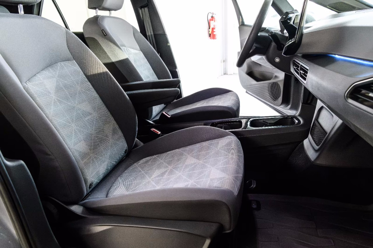 Volkswagen ID.3 Pro - سيارة: صور 5 Volkswagen ID.3 Pro - سيارة: صور 5