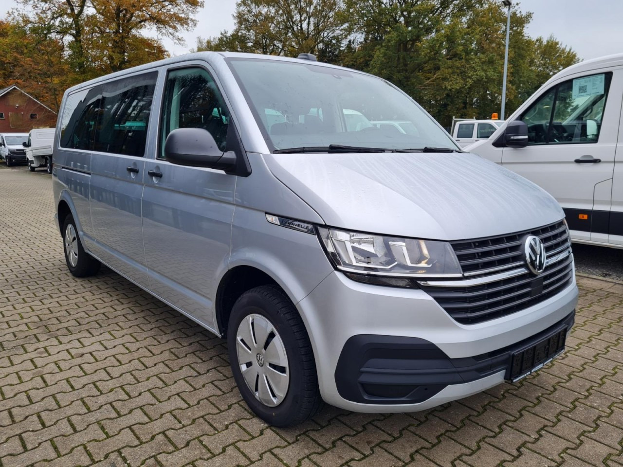 Volkswagen T6.1 Caravelle TDI lang 9 Sitzer 2 Schiebetüren Trendl. - صغيرة, ميكروباص: صور 3 Volkswagen T6.1 Caravelle TDI lang 9 Sitzer 2 Schiebetüren Trendl. - صغيرة, ميكروباص: صور 3