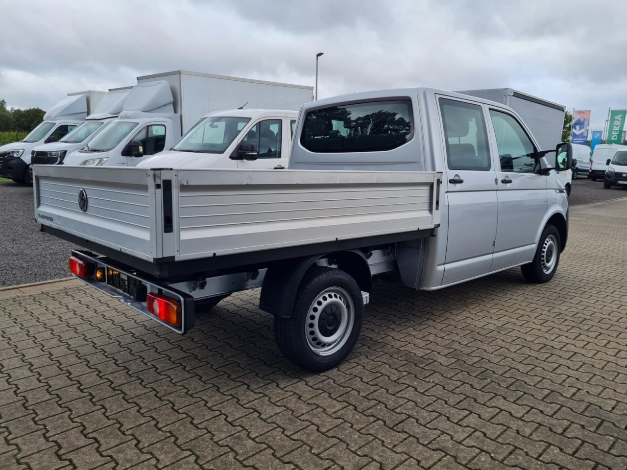 Volkswagen T6.1 Doka Pritsche Plane 6-Sitze Klima Komfort - الشاحنات الصغيرة المسطحة, الشاحنات الصغيرة كابينة مزدوجة: صور 4 Volkswagen T6.1 Doka Pritsche Plane 6-Sitze Klima Komfort - الشاحنات الصغيرة المسطحة, الشاحنات الصغيرة كابينة مزدوجة: صور 4
