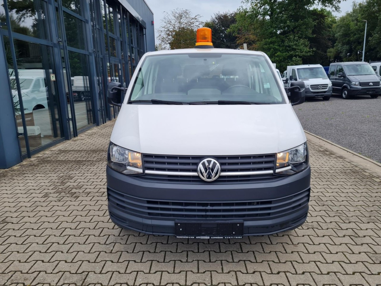 Volkswagen T6 Doka TDI LR AHK Leiterträger Klima STANDHEIZ - الشاحنات الصغيرة المسطحة: صور 2 Volkswagen T6 Doka TDI LR AHK Leiterträger Klima STANDHEIZ - الشاحنات الصغيرة المسطحة: صور 2