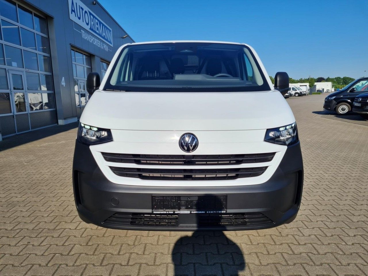 Volkswagen T7 Kasten Tdi KR Heckklappe PDC KLIMA TEMPOMAT - فان المدمجة: صور 2 Volkswagen T7 Kasten Tdi KR Heckklappe PDC KLIMA TEMPOMAT - فان المدمجة: صور 2