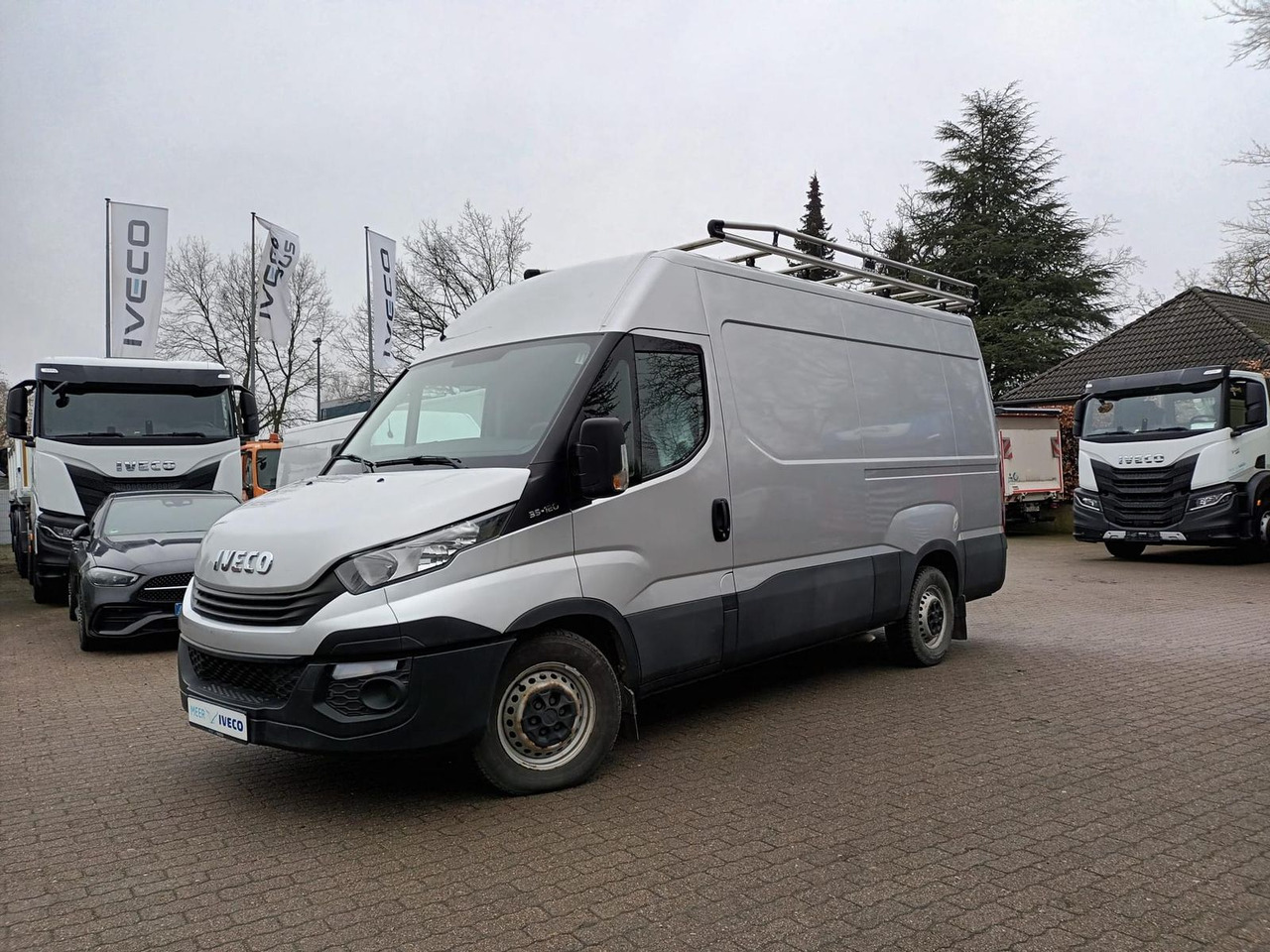Iveco Daily 35S12V 3520L AHK Dachträger 85 kW (116 ... - فان: صور 1 Iveco Daily 35S12V 3520L AHK Dachträger 85 kW (116 ... - فان: صور 1