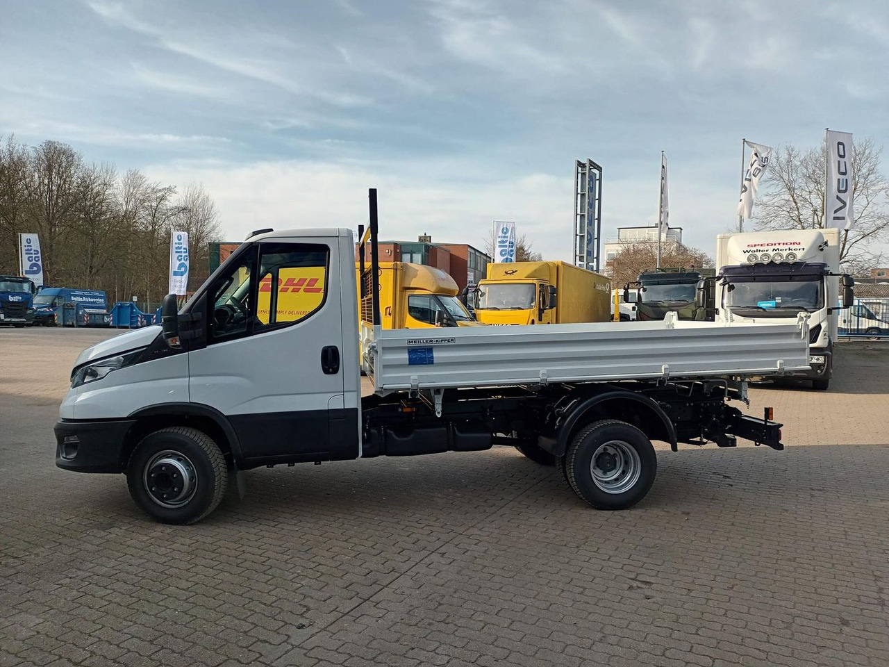 Iveco Daily 70C18H Dreiseitenkipper ab 0% Finanzieren - قلاب صغير: صور 2 Iveco Daily 70C18H Dreiseitenkipper ab 0% Finanzieren - قلاب صغير: صور 2