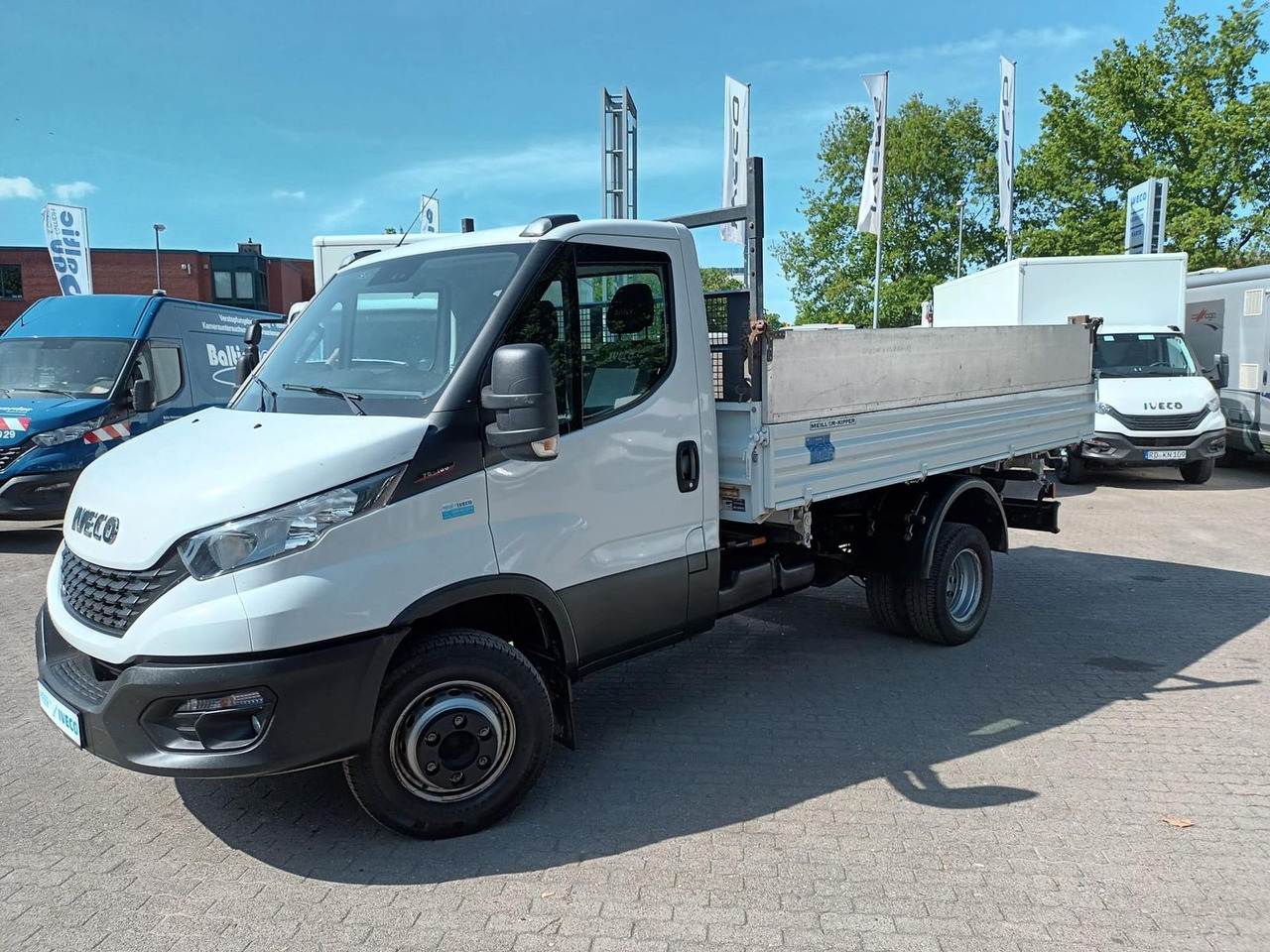 Iveco Daily 70C18H Meiler Dreiseitenkipper, AHK, Klima - قلاب صغير: صور 1 Iveco Daily 70C18H Meiler Dreiseitenkipper, AHK, Klima - قلاب صغير: صور 1