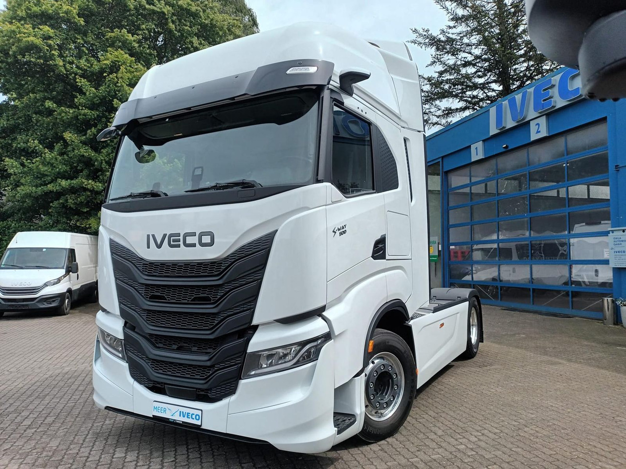 Iveco S-Way AS440S50T/FP SZM MIRROR - شاحنة جرار: صور 1 Iveco S-Way AS440S50T/FP SZM MIRROR - شاحنة جرار: صور 1