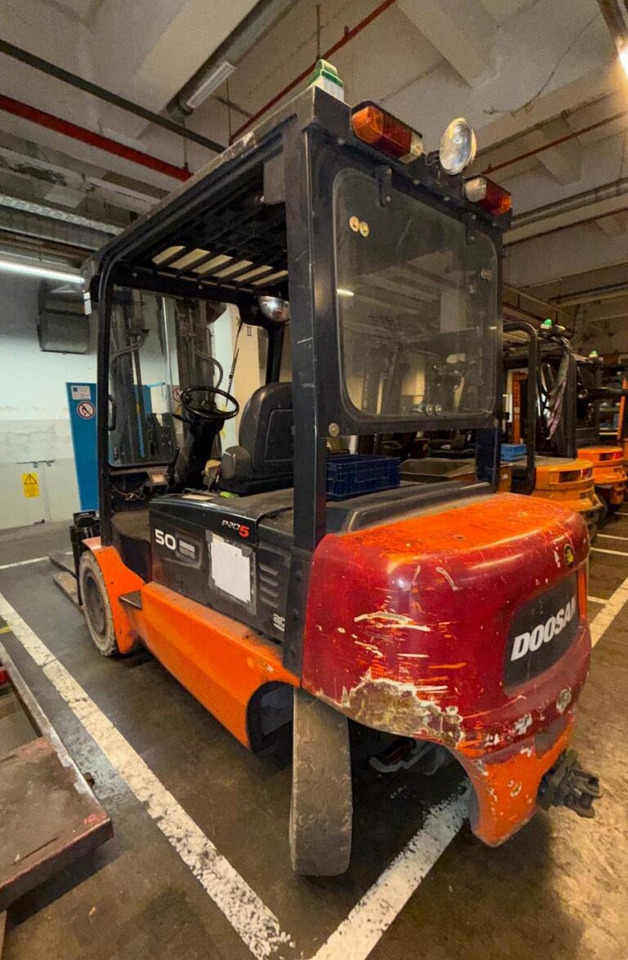 Doosan B50X-5 – Electric forklift / Elektro-Stapler - رافعة شوكية كهربائية: صور 1 Doosan B50X-5 – Electric forklift / Elektro-Stapler - رافعة شوكية كهربائية: صور 1