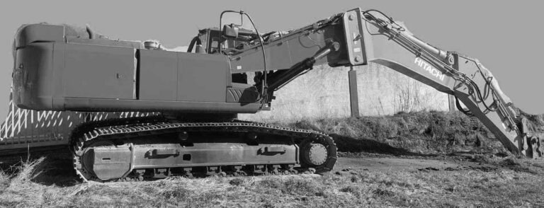 Hitachi KMC350 – Demolition excavator / Abbruchbagger - حفارة: صور 1 Hitachi KMC350 – Demolition excavator / Abbruchbagger - حفارة: صور 1