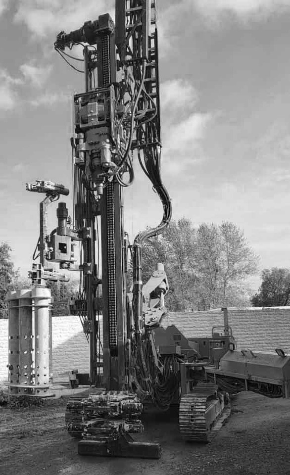 Interoc AN120 – Drilling rig / Bohrgerät - آلة حفر: صور 1 Interoc AN120 – Drilling rig / Bohrgerät - آلة حفر: صور 1