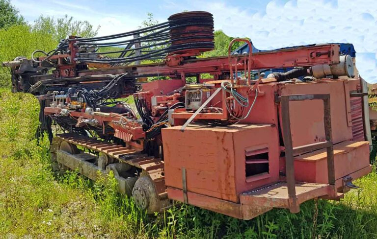 Klemm KR806-D – Drilling Rig / Bohrgerät - آلة حفر: صور 1 Klemm KR806-D – Drilling Rig / Bohrgerät - آلة حفر: صور 1