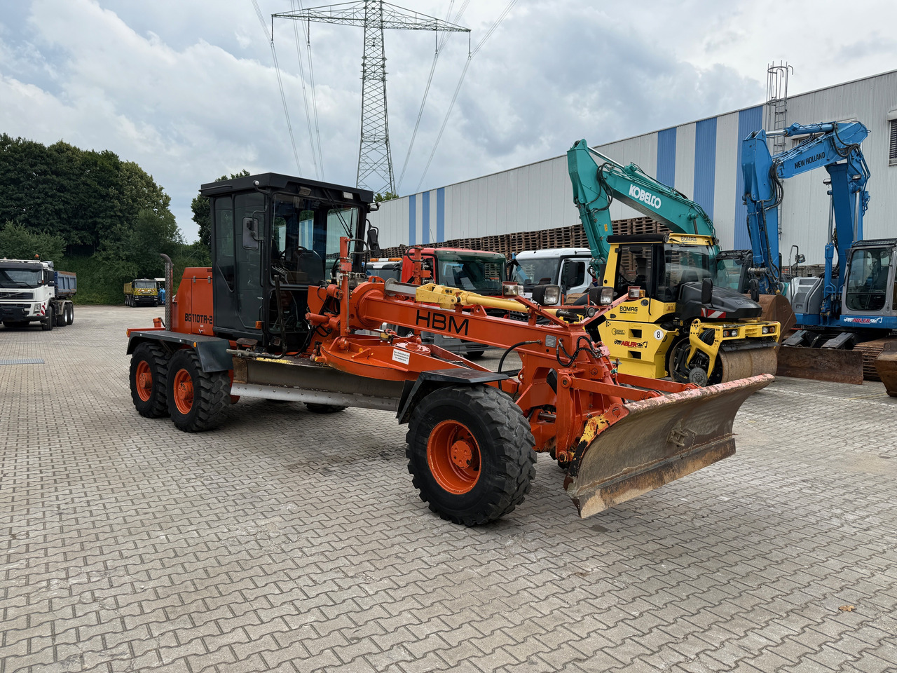 HBM Nobas BG110 TA 2 Grader mit Heckaufreißer GPS - جرافة ذات عجلات تلسكوبية: صور 3 HBM Nobas BG110 TA 2 Grader mit Heckaufreißer GPS - جرافة ذات عجلات تلسكوبية: صور 3
