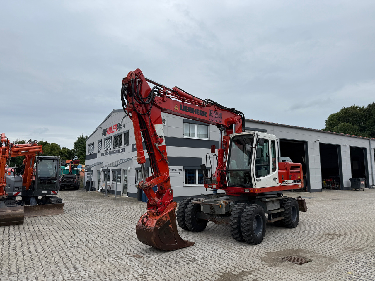 Liebherr A924 Litronic Mobilbagger MS21 + Klima - حفارة: صور 2 Liebherr A924 Litronic Mobilbagger MS21 + Klima - حفارة: صور 2
