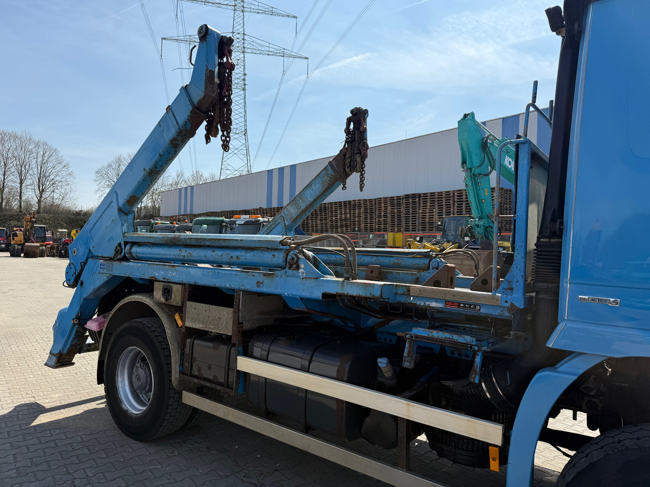 شاحنات قابلة للفك شاحنة Mercedes-Benz 1841 Actros MP2 Absetzkipper 4x4 Allrad Klima: صور 8