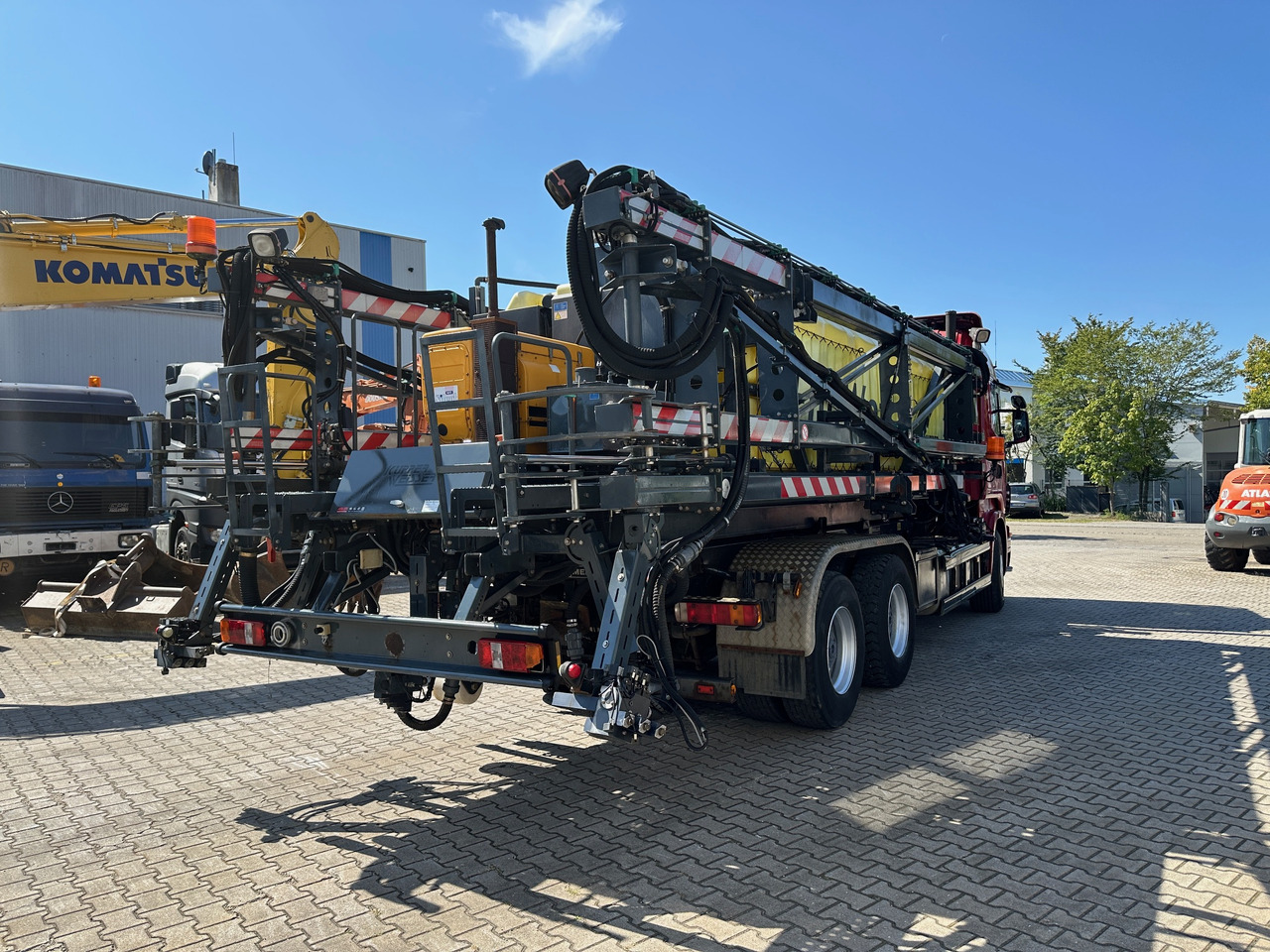 Scania R580 Abrollkipper V8 Mit Küpper Weisser Enteisungsgerät 45m - شاحنة ذات الخطاف: صور 4 Scania R580 Abrollkipper V8 Mit Küpper Weisser Enteisungsgerät 45m - شاحنة ذات الخطاف: صور 4