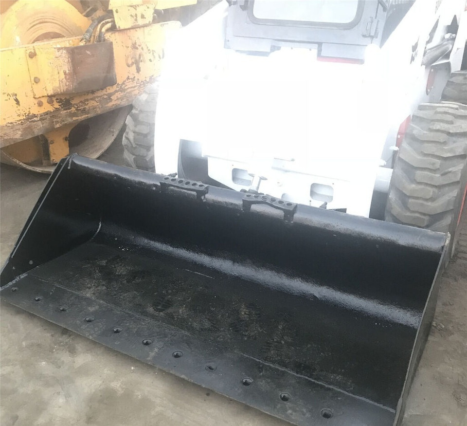 Bobcat S250 - شيول صغير: صور 5 Bobcat S250 - شيول صغير: صور 5
