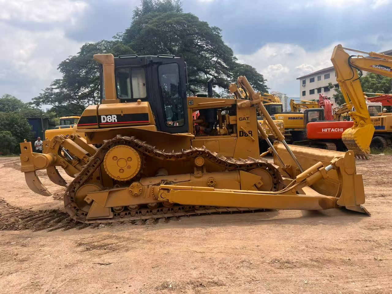 CATERPILLAR D8R - بلدوزر: صور 2 CATERPILLAR D8R - بلدوزر: صور 2