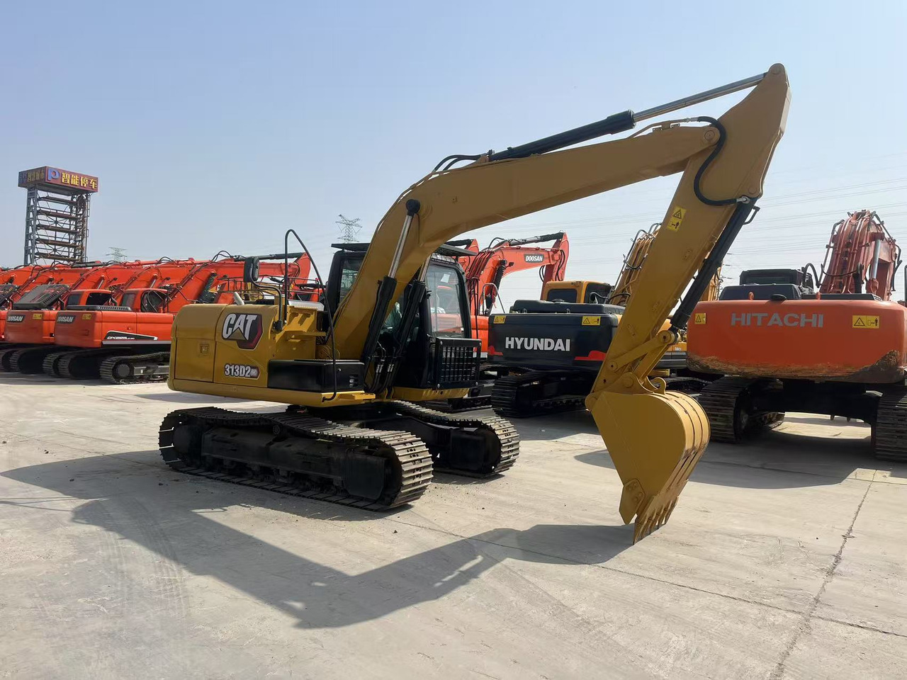 Caterpillar 313D2 - حفارات زحافة: صور 5 Caterpillar 313D2 - حفارات زحافة: صور 5