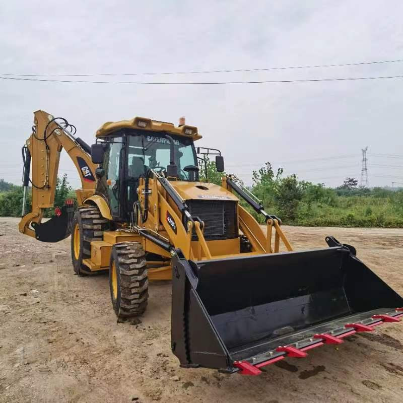 Caterpillar 420F2 - حفار متعدد الاستخدام: صور 3 Caterpillar 420F2 - حفار متعدد الاستخدام: صور 3