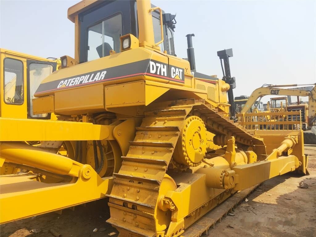Caterpillar D 7 H - بلدوزر: صور 3 Caterpillar D 7 H - بلدوزر: صور 3