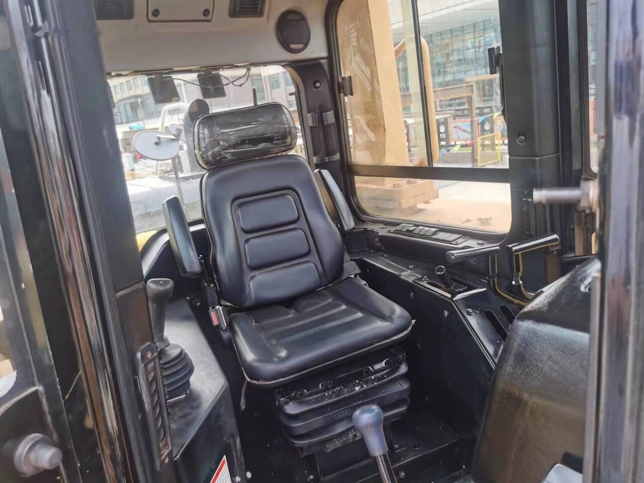 Caterpillar D7R - بلدوزر: صور 5 Caterpillar D7R - بلدوزر: صور 5