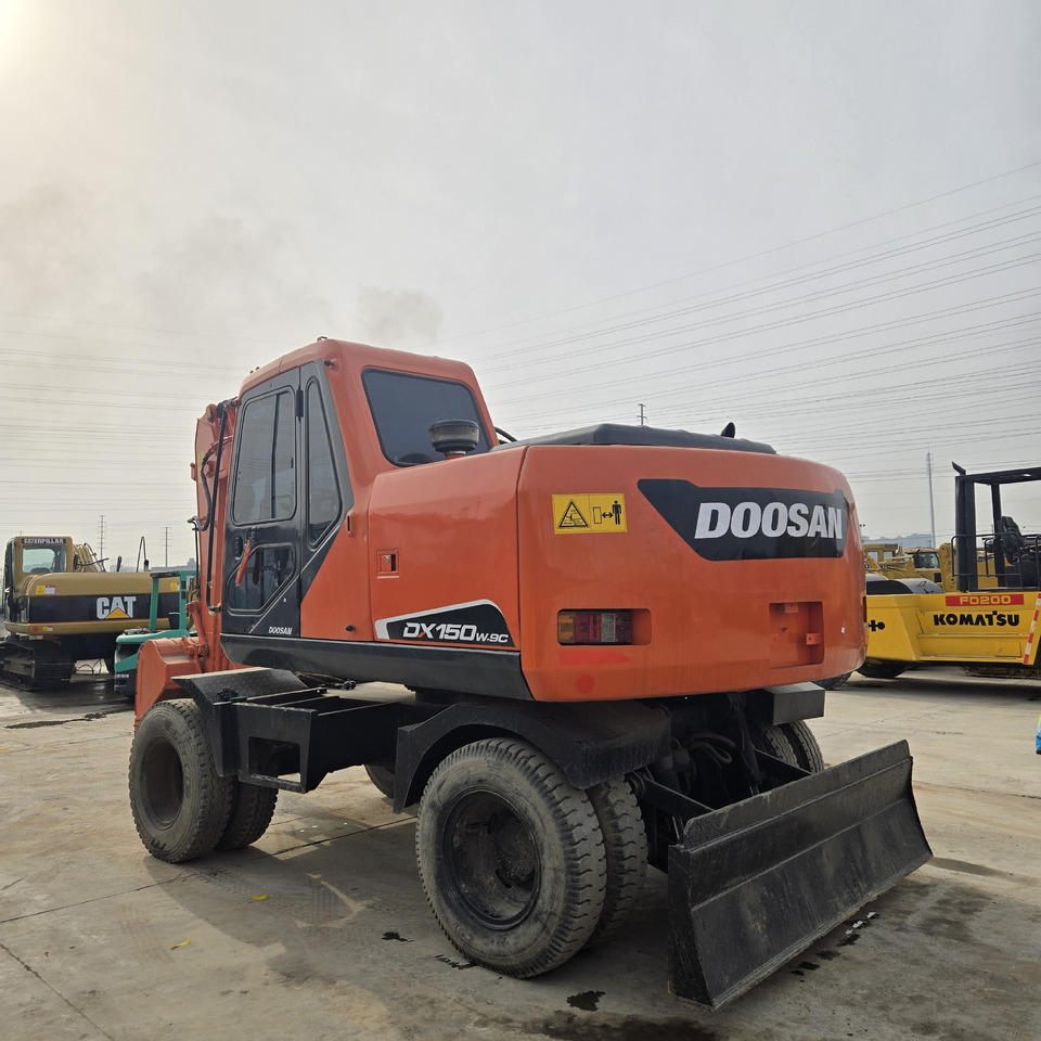 حفارة على عجلات DOOSAN DX150W: صور 7
