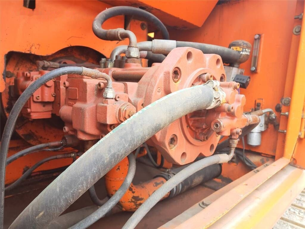 Doosan DH 300 LC-7 - حفارات زحافة: صور 5 Doosan DH 300 LC-7 - حفارات زحافة: صور 5