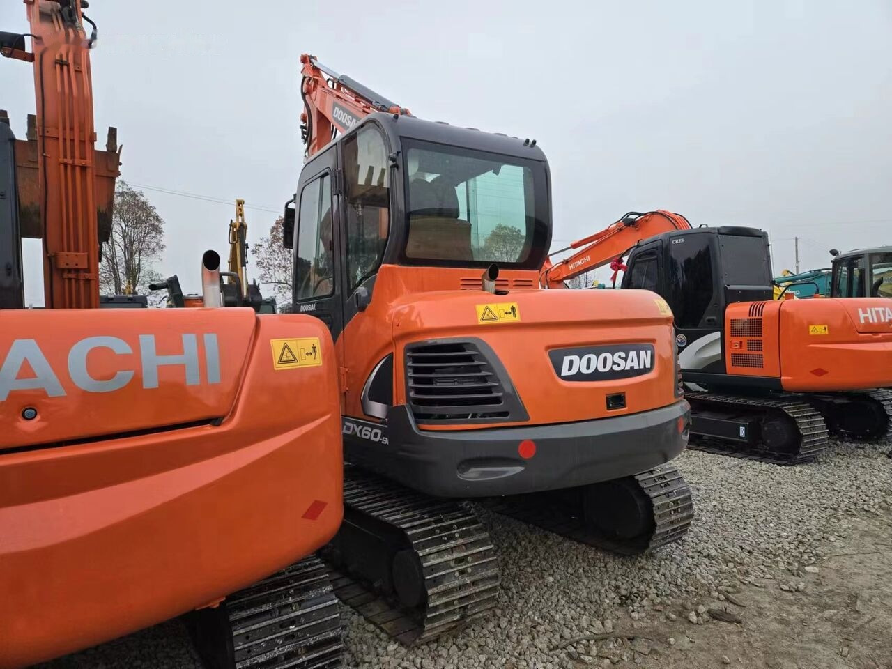 Doosan DX60-9 - حفارات زحافة: صور 3 Doosan DX60-9 - حفارات زحافة: صور 3
