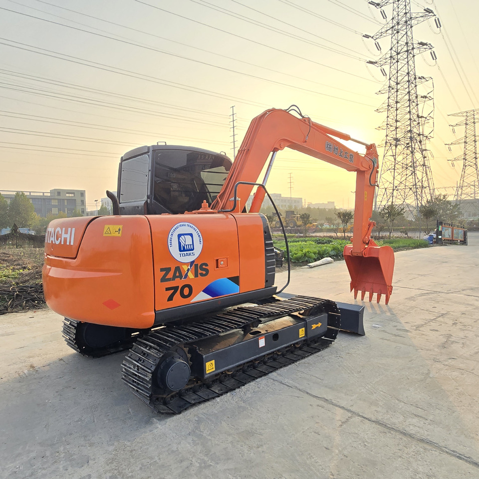 HITACHI ZX70 - حفارة مصغرة: صور 2 HITACHI ZX70 - حفارة مصغرة: صور 2