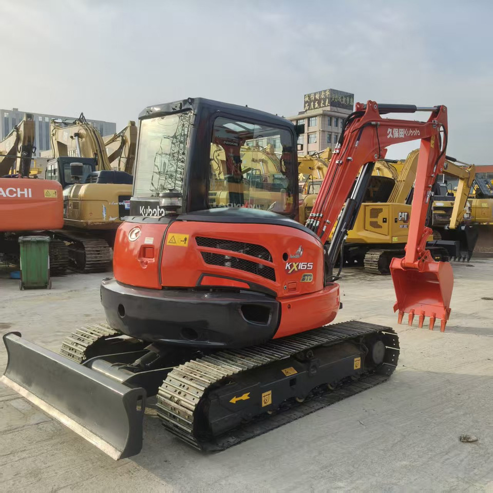 KUBOTA KX165 - حفارة مصغرة: صور 4 KUBOTA KX165 - حفارة مصغرة: صور 4