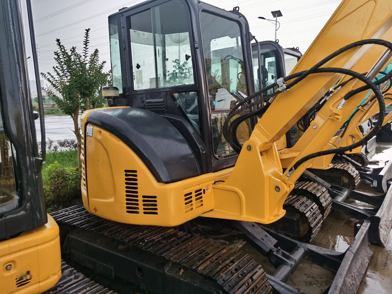 Komatsu PC50MR - حفارة مصغرة: صور 4 Komatsu PC50MR - حفارة مصغرة: صور 4
