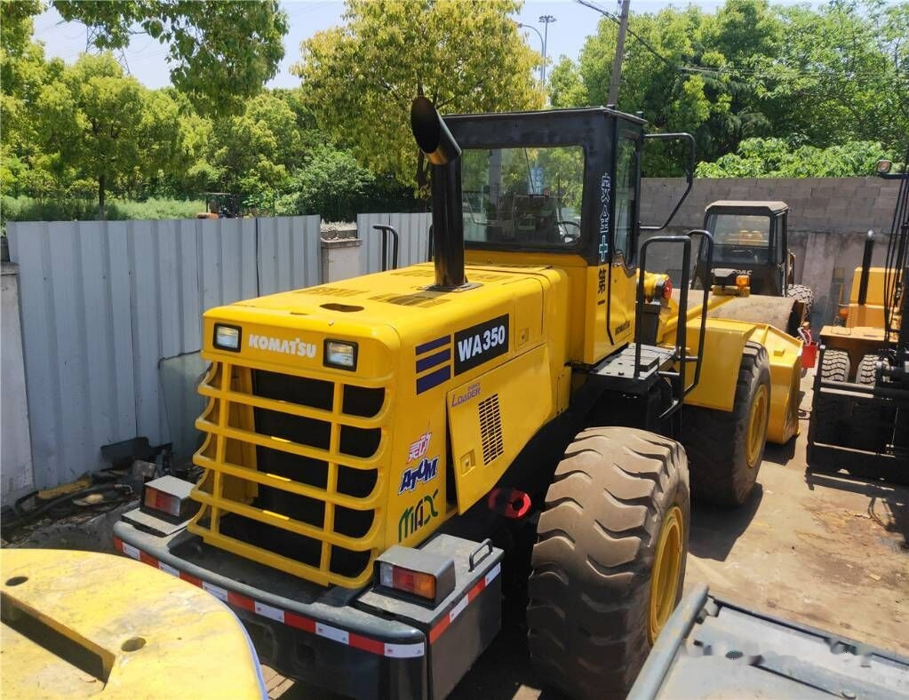 Komatsu WA350 - اللودر بعجل: صور 1 Komatsu WA350 - اللودر بعجل: صور 1